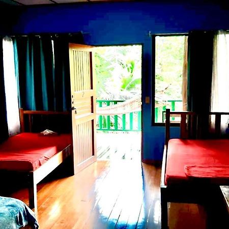 Allegra Hostel Drakes Bay Εξωτερικό φωτογραφία